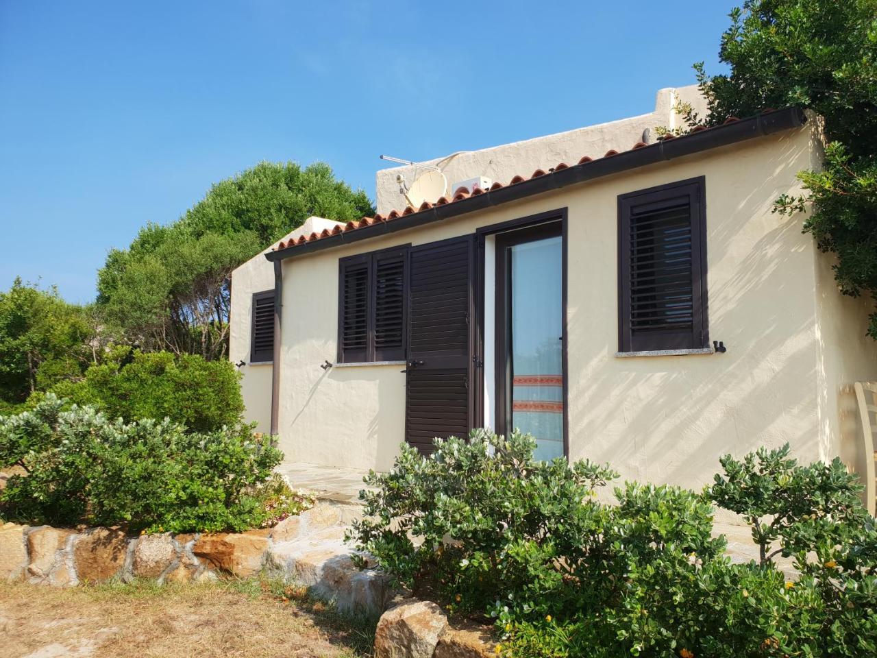 Villa Sprafundu La Maddalena  Eksteriør billede